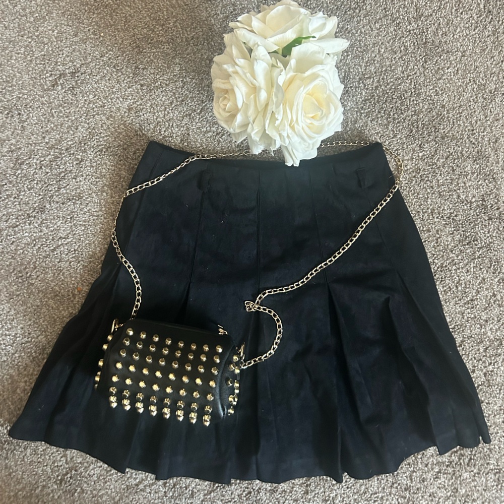 Exact change, Vintage, 90’s, black, pleated, polyester skirt, size 9